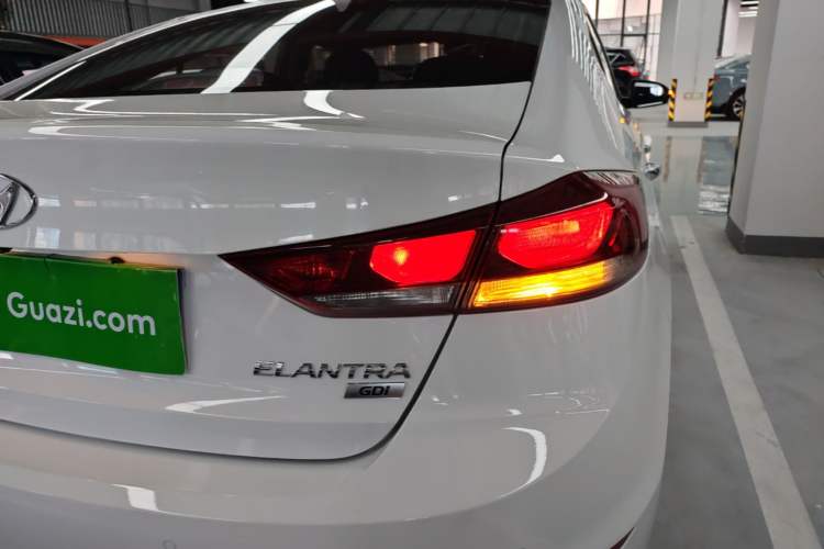 Used Hyundai Elantra (6th Generation / Lingdong) 2016 1.6L Automatic ZhiXuan – Elite Version Right Rear Taillight