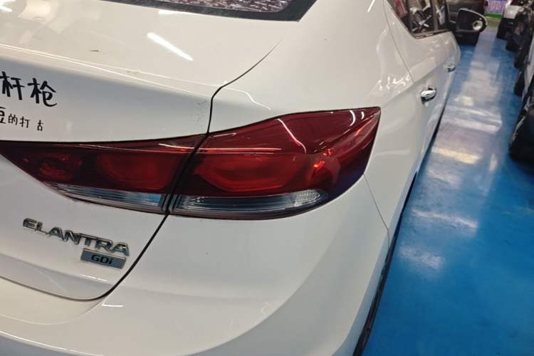 Used Hyundai Elantra (6th Generation / Lingdong) 2016 1.6L Automatic ZhiXuan – Elite Version Right Rear Taillight