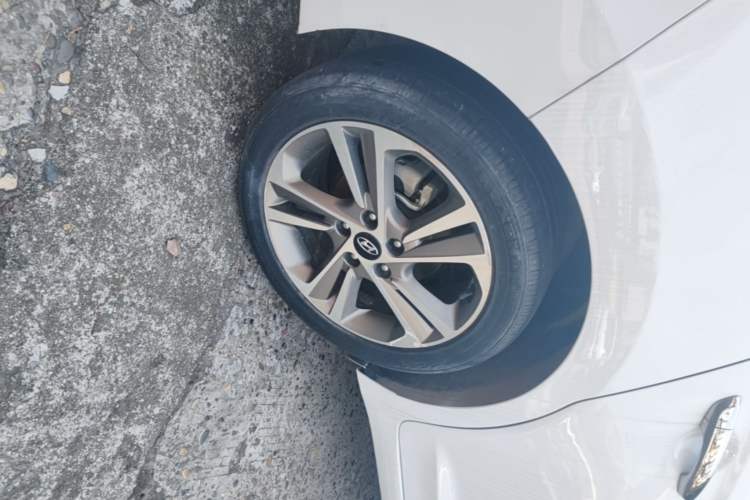 Used Hyundai Elantra (6th Generation / Lingdong) 2016 1.6L Automatic ZhiXuan – Elite Version Right Rear Wheel Hub