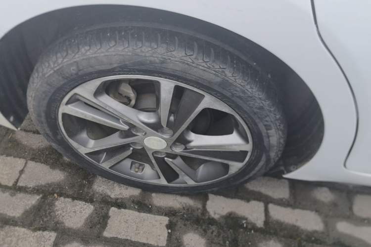 Used Hyundai Elantra (6th Generation / Lingdong) 2016 1.6L Automatic ZhiXuan – Elite Version Right Rear Wheel Hub