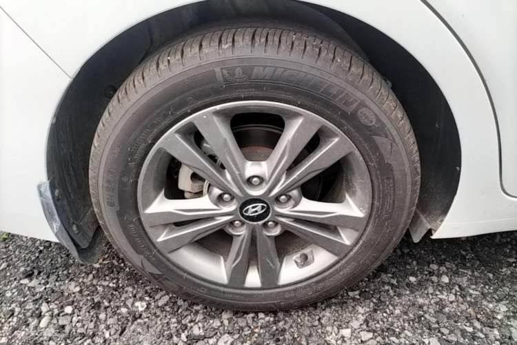 Used Hyundai Elantra (6th Generation / Lingdong) 2016 1.4T Dual-Clutch Xuan Dong · Dynamic Version Right Rear Wheel Hub