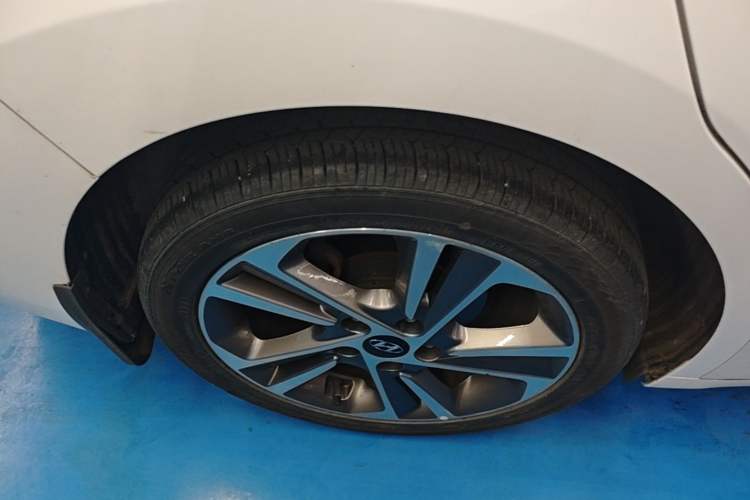 Used Hyundai Elantra (6th Generation / Lingdong) 2016 1.6L Automatic ZhiXuan – Elite Version Right Rear Wheel Hub