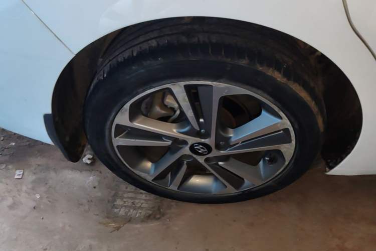 Used Hyundai Elantra (6th Generation / Lingdong) 2016 1.6L Automatic ZhiXuan – Elite Version Right Rear Wheel Hub