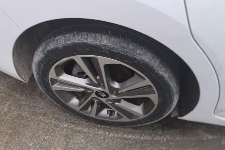 Used Hyundai Elantra (6th Generation / Lingdong) 2016 1.6L Automatic ZhiXuan – Elite Version Right Rear Wheel Hub