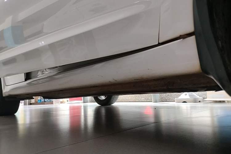 Used Hyundai Elantra (6th Generation / Lingdong) 2016 1.6L Manual ZhiXuan · Dynamic Model Right Side Sill