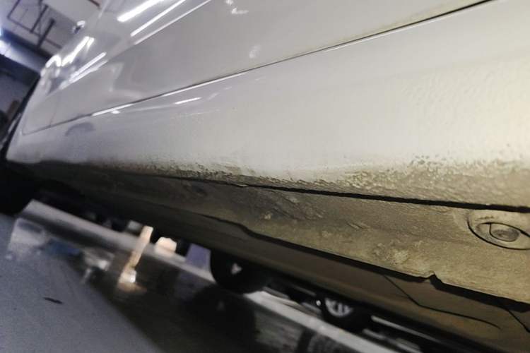 Used Hyundai Elantra (6th Generation / Lingdong) 2016 1.6L Automatic ZhiXuan – Elite Version Right Side Sill