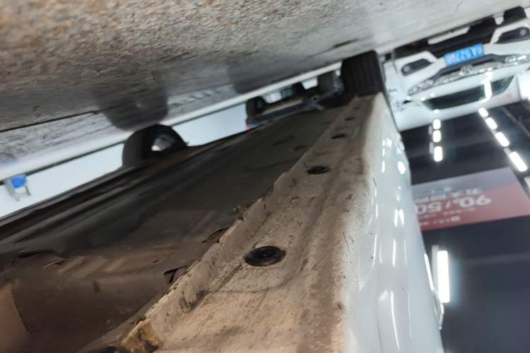 Used Hyundai Elantra (6th Generation / Lingdong) 2016 1.6L Automatic ZhiXuan – Elite Version Right Side Sill
