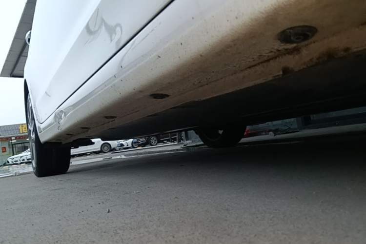 Used Hyundai Elantra (6th Generation / Lingdong) 2016 1.6L Automatic ZhiXuan – Elite Version Right Side Sill
