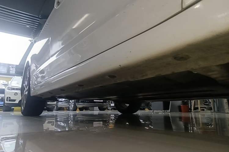 Used Hyundai Elantra (6th Generation / Lingdong) 2016 1.6L Automatic ZhiXuan – Elite Version Right Side Sill