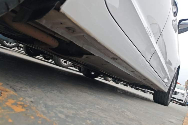 Used Hyundai Elantra (6th Generation / Lingdong) 2016 1.6L Automatic ZhiXuan – Elite Version Right Side Sill
