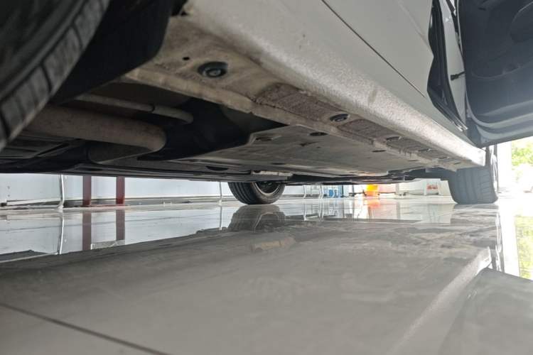 Used Hyundai Elantra (6th Generation / Lingdong) 2016 1.6L Automatic ZhiXuan – Elite Version Right Side Sill