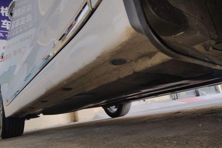 Used Hyundai Elantra (6th Generation / Lingdong) 2016 1.6L Automatic ZhiXuan – Elite Version Right Side Sill