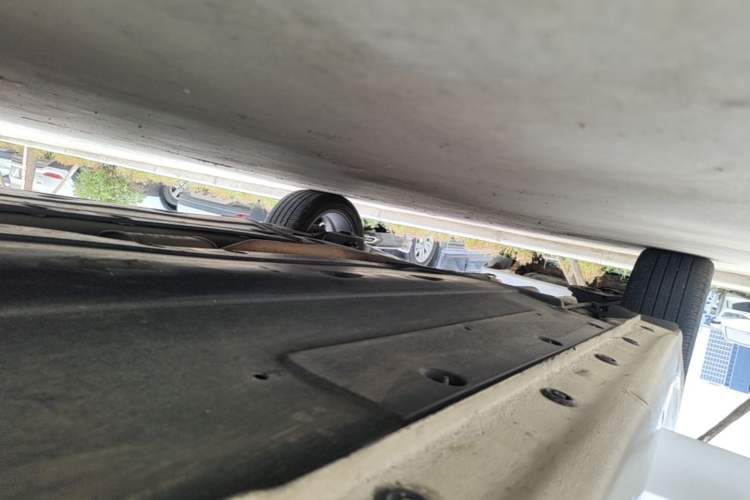 Used Hyundai Elantra (6th Generation / Lingdong) 2016 1.6L Automatic ZhiXuan – Elite Version Right Side Sill