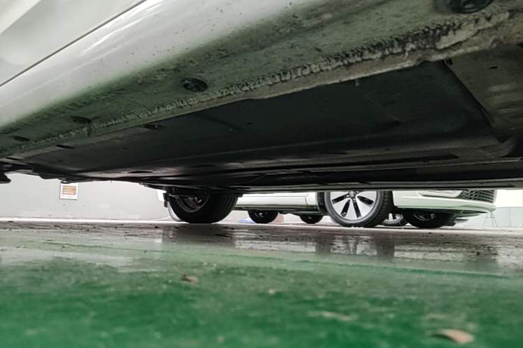 Used Hyundai Elantra (6th Generation / Lingdong) 2016 1.6L Automatic ZhiXuan – Elite Version Right Side Sill