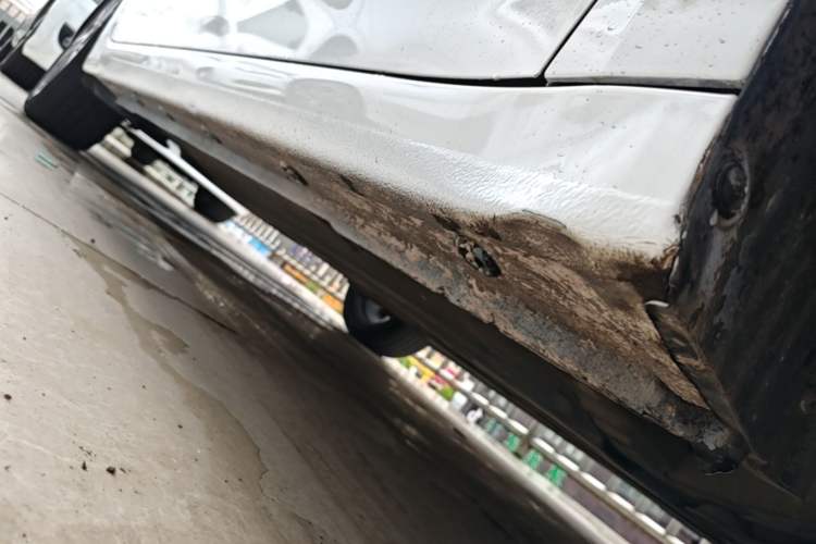 Used Hyundai Elantra (6th Generation / Lingdong) 2016 1.6L Automatic ZhiXuan – Elite Version Right Side Sill