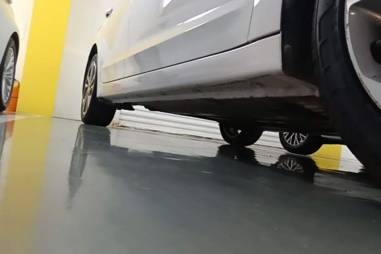 Used Hyundai Elantra (6th Generation / Lingdong) 2016 1.6L Automatic ZhiXuan – Elite Version Right Side Sill