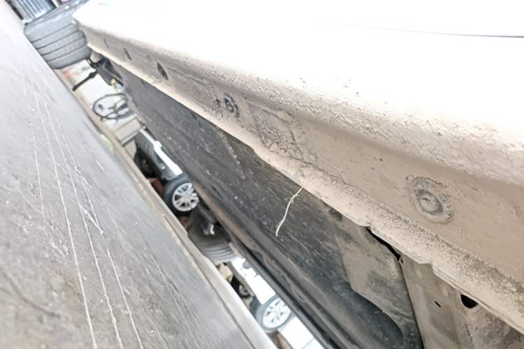 Used Hyundai Elantra (6th Generation / Lingdong) 2016 1.6L Automatic ZhiXuan – Elite Version Right Side Sill