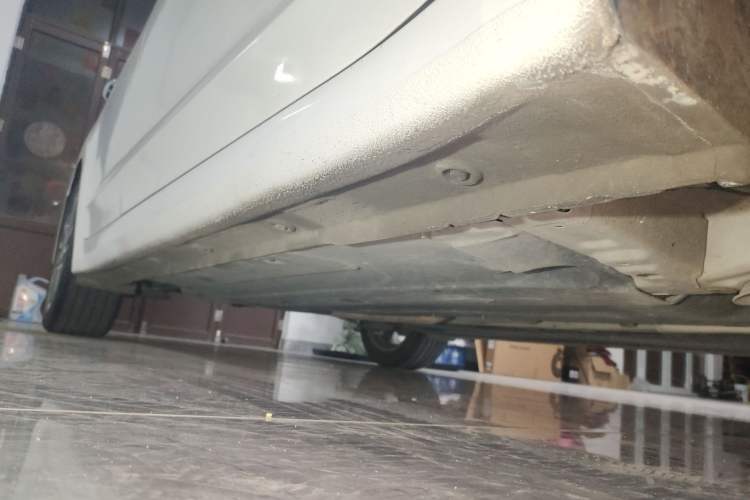 Used Hyundai Elantra (6th Generation / Lingdong) 2016 1.6L Automatic ZhiXuan – Elite Version Right Side Sill