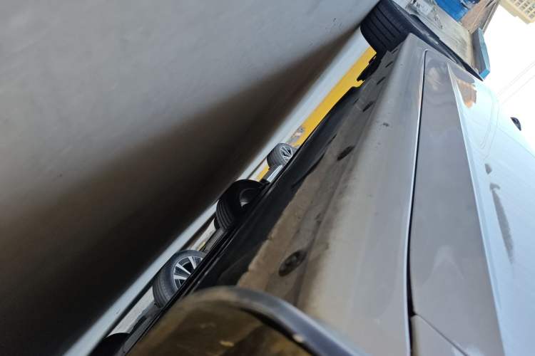 Used Hyundai Elantra (6th Generation / Lingdong) 2016 1.6L Manual ZhiXuan·Youth Edition Right Side Sill