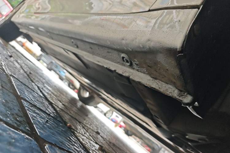 Used Hyundai Elantra (6th Generation / Lingdong) 2016 1.6L Automatic ZhiXuan – Elite Version Right Side Sill