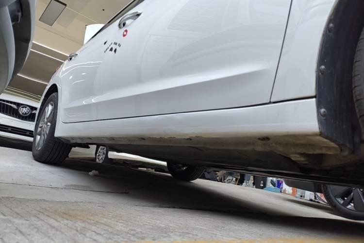Used Hyundai Elantra (6th Generation / Lingdong) 2016 1.4T Dual-Clutch Xuan Dong·Elite Version Right Side Sill