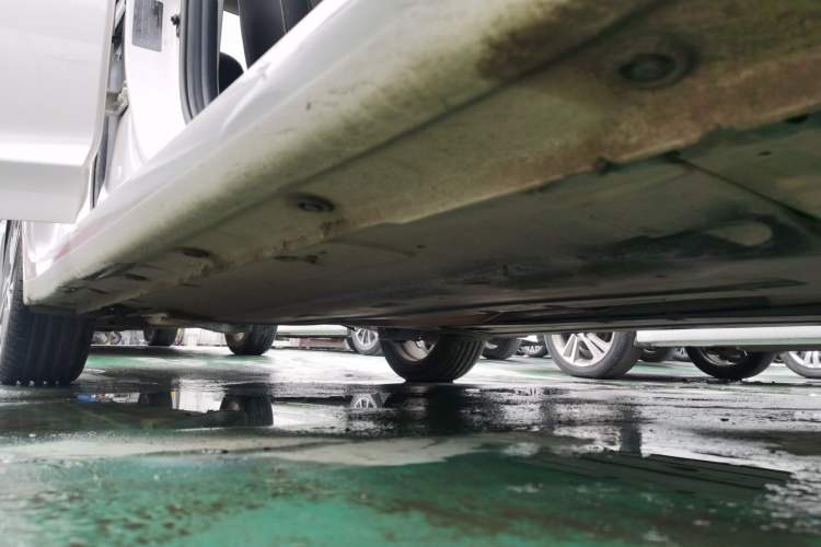 Used Hyundai Elantra (6th Generation / Lingdong) 2016 1.6L Automatic ZhiXuan – Elite Version Right Side Sill