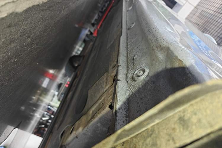 Used Hyundai Elantra (6th Generation / Lingdong) 2016 1.6L Automatic ZhiXuan – Elite Version Right Side Sill