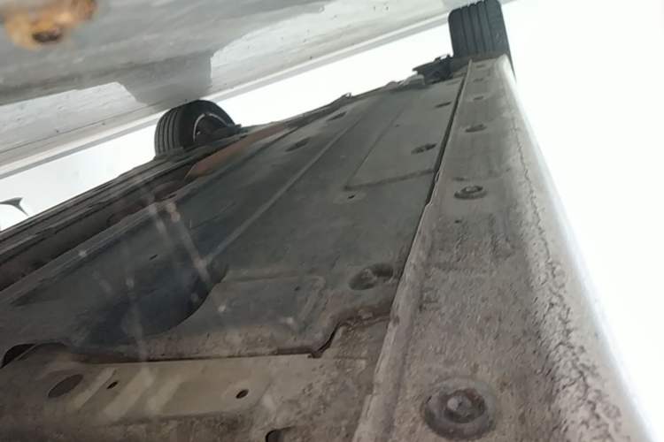 Used Hyundai Elantra (6th Generation / Lingdong) 2016 1.6L Automatic ZhiXuan – Elite Version Right Side Sill