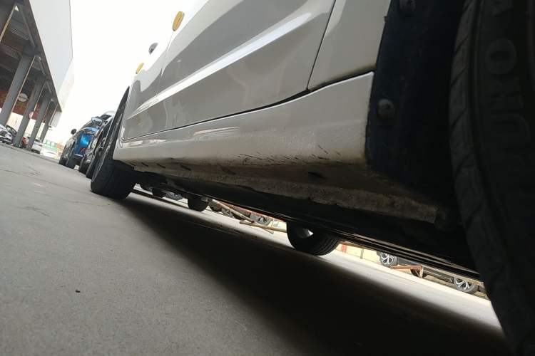 Used Hyundai Elantra (6th Generation / Lingdong) 2016 1.4T Dual-Clutch Xuan Dong · Dynamic Version Right Side Sill