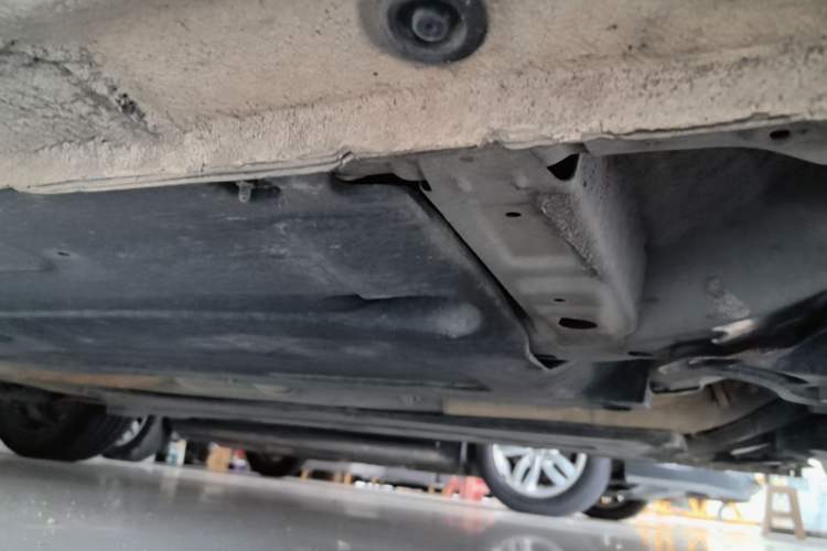 Used Hyundai Elantra (6th Generation / Lingdong) 2016 1.6L Automatic ZhiXuan – Elite Version Right Side Sill