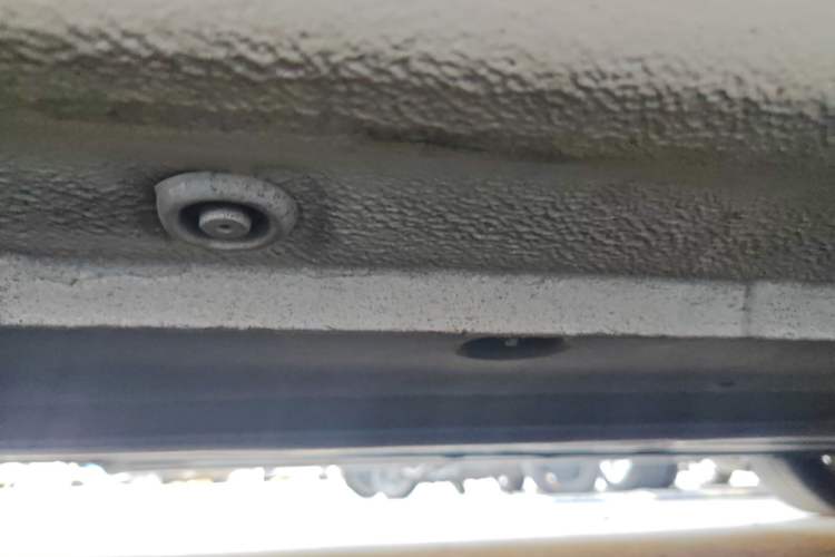 Used Hyundai Elantra (6th Generation / Lingdong) 2016 1.6L Manual ZhiXuan·Youth Edition Right Side Sill
