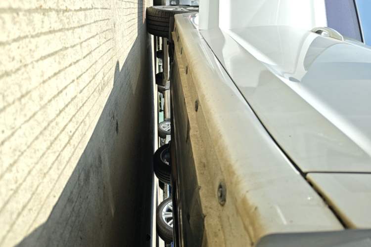 Used Hyundai Elantra (6th Generation / Lingdong) 2016 1.6L Automatic ZhiXuan – Elite Version Right Side Sill
