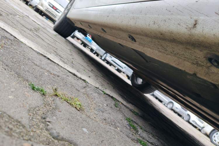 Used Hyundai Elantra (6th Generation / Lingdong) 2016 1.6L Automatic ZhiXuan – Elite Version Right Side Sill
