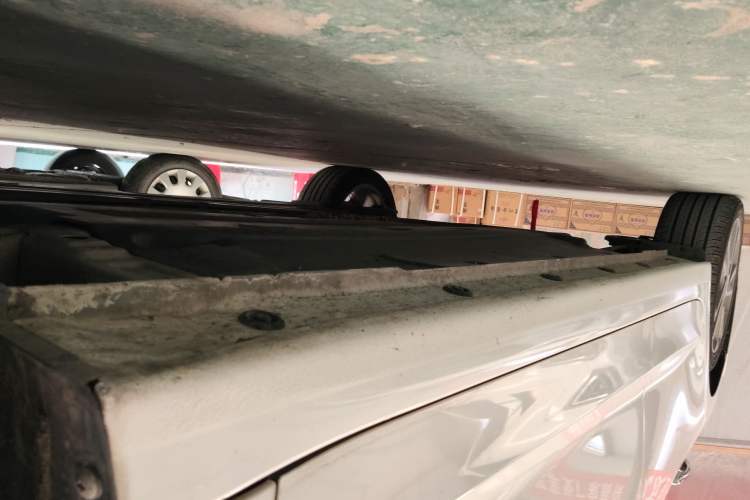 Used Hyundai Elantra (6th Generation / Lingdong) 2016 1.6L Automatic ZhiXuan – Elite Version Right Side Sill