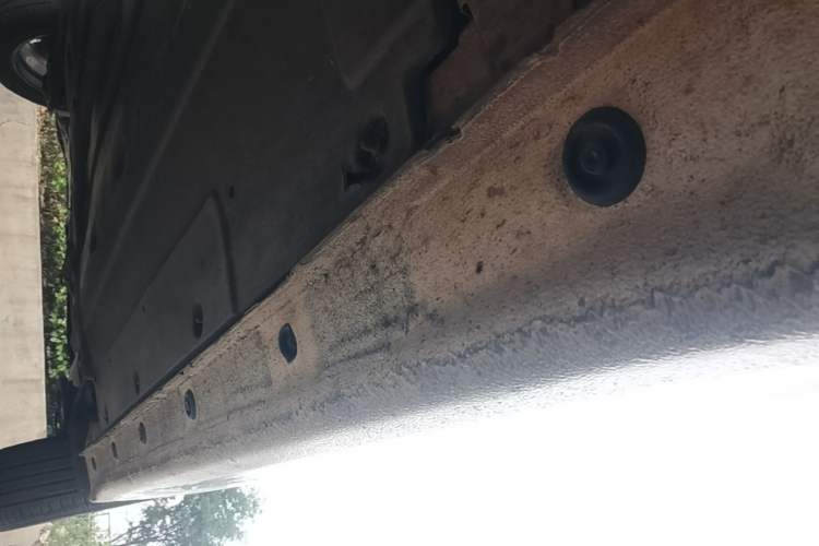 Used Hyundai Elantra (6th Generation / Lingdong) 2016 1.6L Automatic ZhiXuan – Elite Version Right Side Sill
