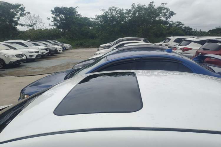 Used Hyundai Elantra (6th Generation / Lingdong) 2016 1.6L Automatic ZhiXuan – Elite Version Roof