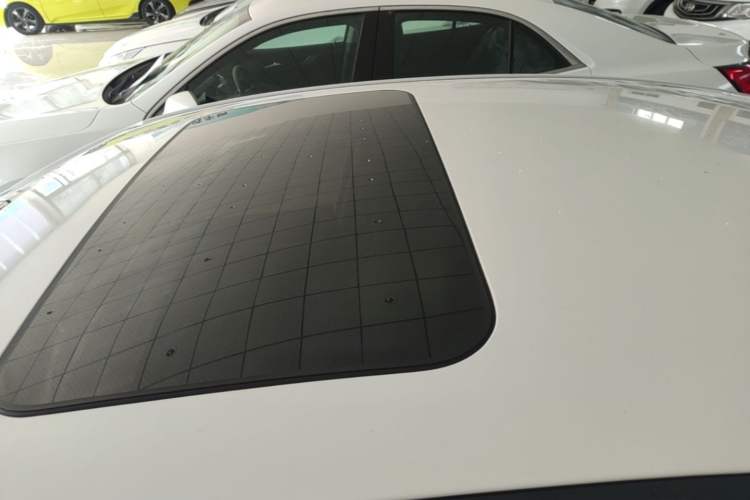 Used Hyundai Elantra (6th Generation / Lingdong) 2016 1.6L Automatic ZhiXuan – Elite Version Roof