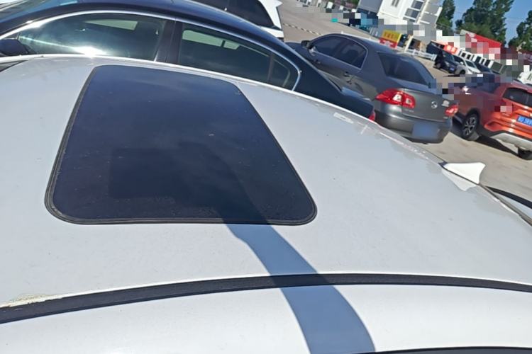 Used Hyundai Elantra (6th Generation / Lingdong) 2016 1.6L Automatic ZhiXuan – Elite Version Roof