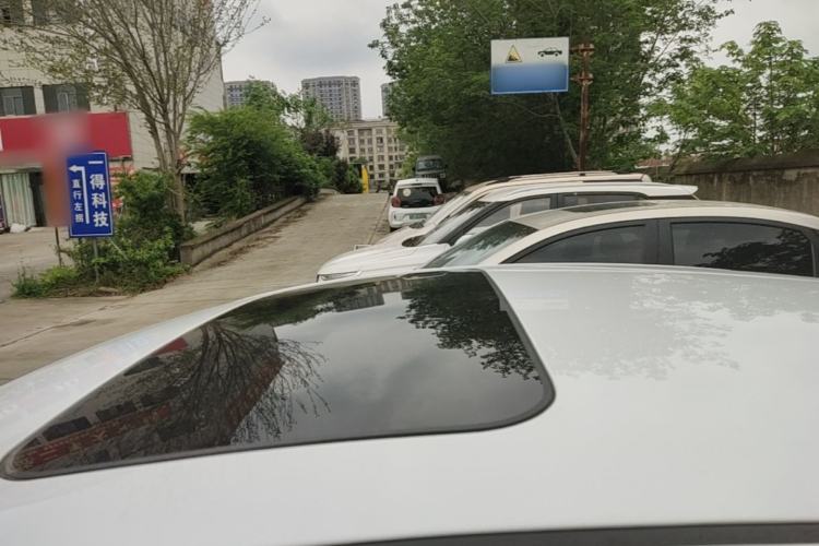 Used Hyundai Elantra (6th Generation / Lingdong) 2016 1.6L Automatic ZhiXuan – Elite Version Roof