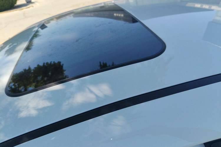 Used Hyundai Elantra (6th Generation / Lingdong) 2016 1.6L Automatic ZhiXuan – Elite Version Roof