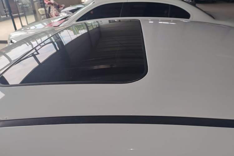 Used Hyundai Elantra (6th Generation / Lingdong) 2016 1.6L Automatic ZhiXuan – Elite Version Roof