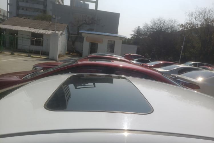 Used Hyundai Elantra (6th Generation / Lingdong) 2016 1.6L Automatic ZhiXuan – Elite Version Roof
