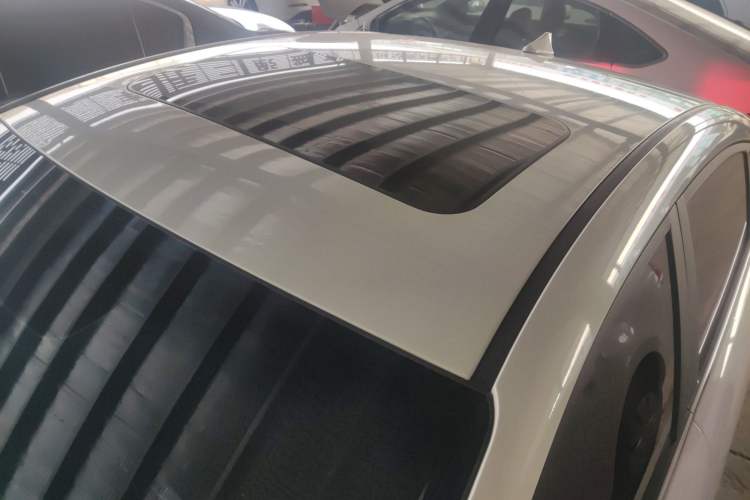 Used Hyundai Elantra (6th Generation / Lingdong) 2016 1.6L Automatic ZhiXuan – Elite Version Roof