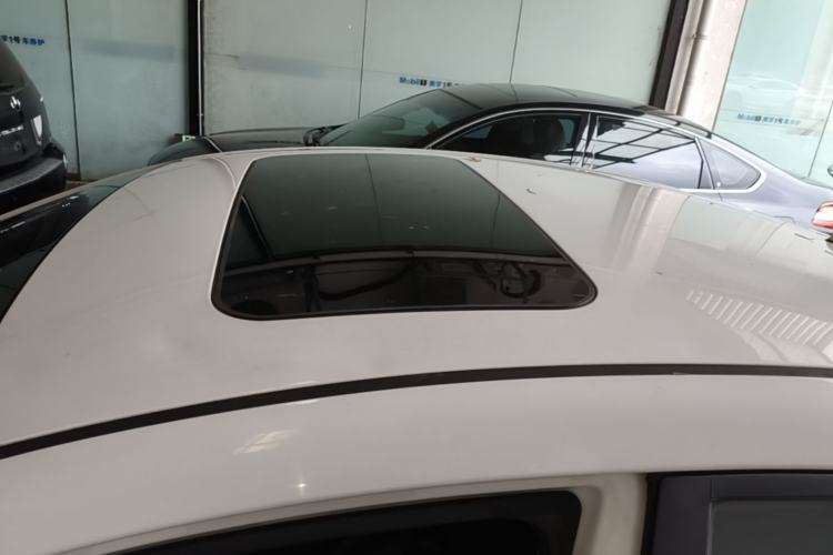 Used Hyundai Elantra (6th Generation / Lingdong) 2016 1.6L Automatic ZhiXuan · Luxury Version Roof