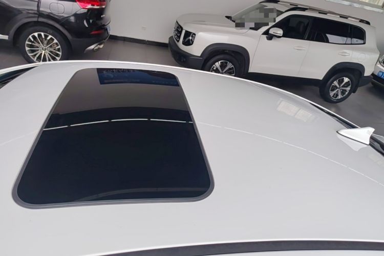 Used Hyundai Elantra (6th Generation / Lingdong) 2016 1.6L Automatic ZhiXuan – Elite Version Roof