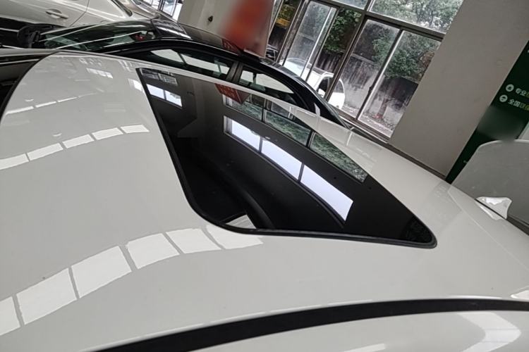 Used Hyundai Elantra (6th Generation / Lingdong) 2016 1.6L Automatic ZhiXuan – Elite Version Roof