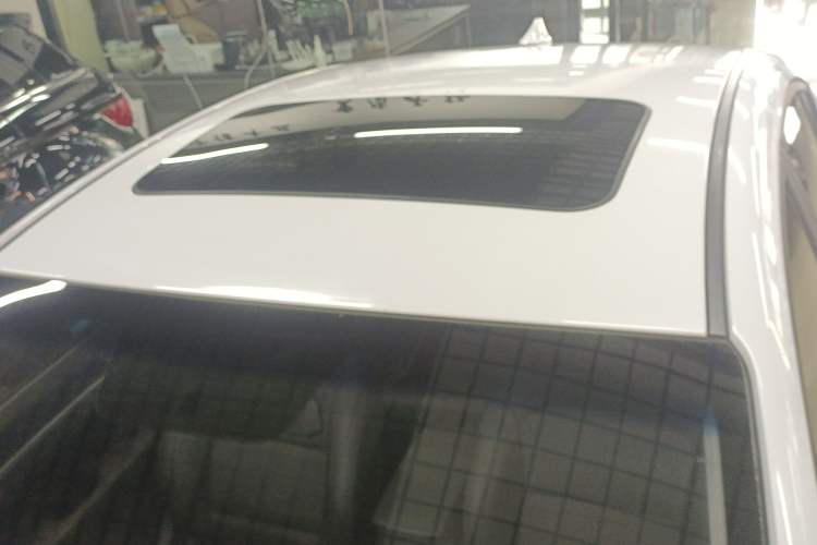 Used Hyundai Elantra (6th Generation / Lingdong) 2016 1.6L Automatic ZhiXuan – Elite Version Roof