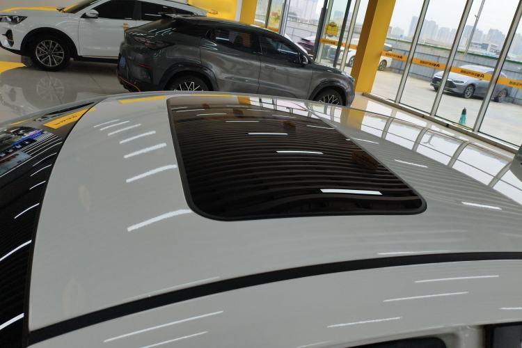 Used Hyundai Elantra (6th Generation / Lingdong) 2016 1.6L Automatic ZhiXuan – Elite Version Roof