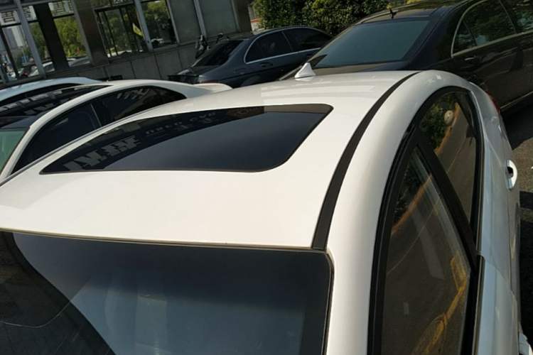 Used Hyundai Elantra (6th Generation / Lingdong) 2016 1.6L Automatic ZhiXuan – Elite Version Roof