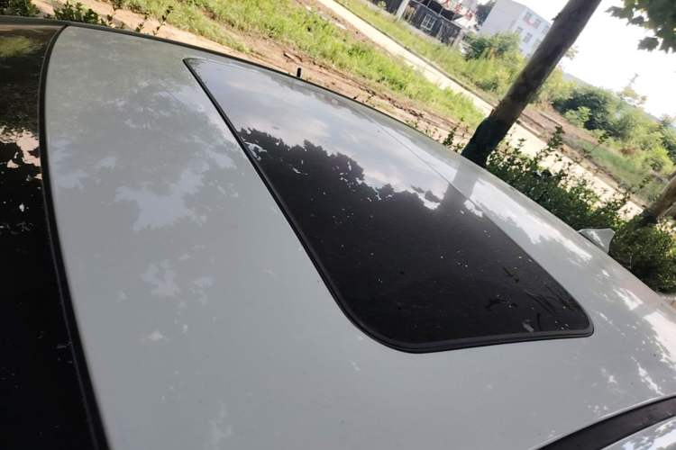 Used Hyundai Elantra (6th Generation / Lingdong) 2016 1.6L Automatic ZhiXuan – Elite Version Roof